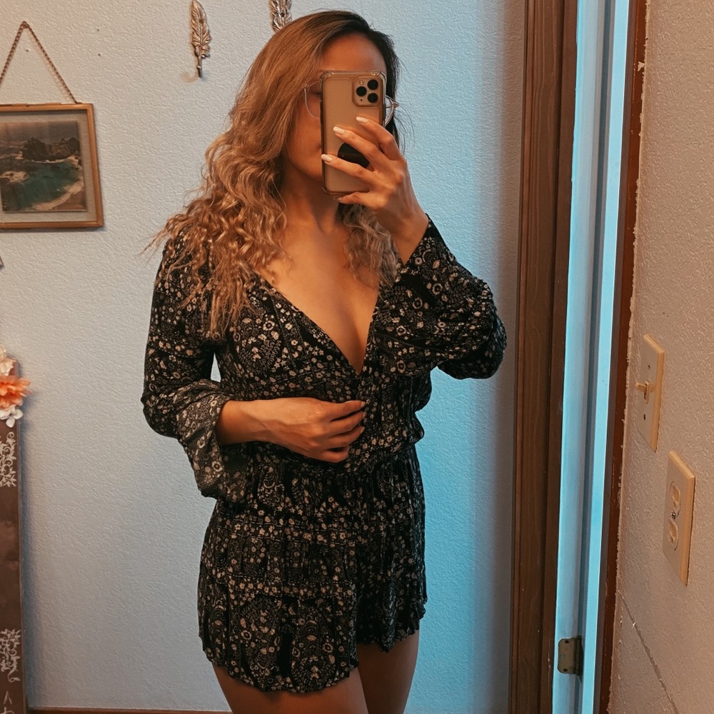 American Eagle Floral Romper